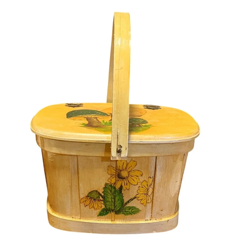 Vintage 1970s Mushroom Wooden Basket Purse Hand Painted Daisies Cottagecore